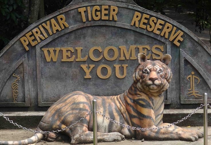 “Kerala backwaters houseboat – best places to visit in South India”